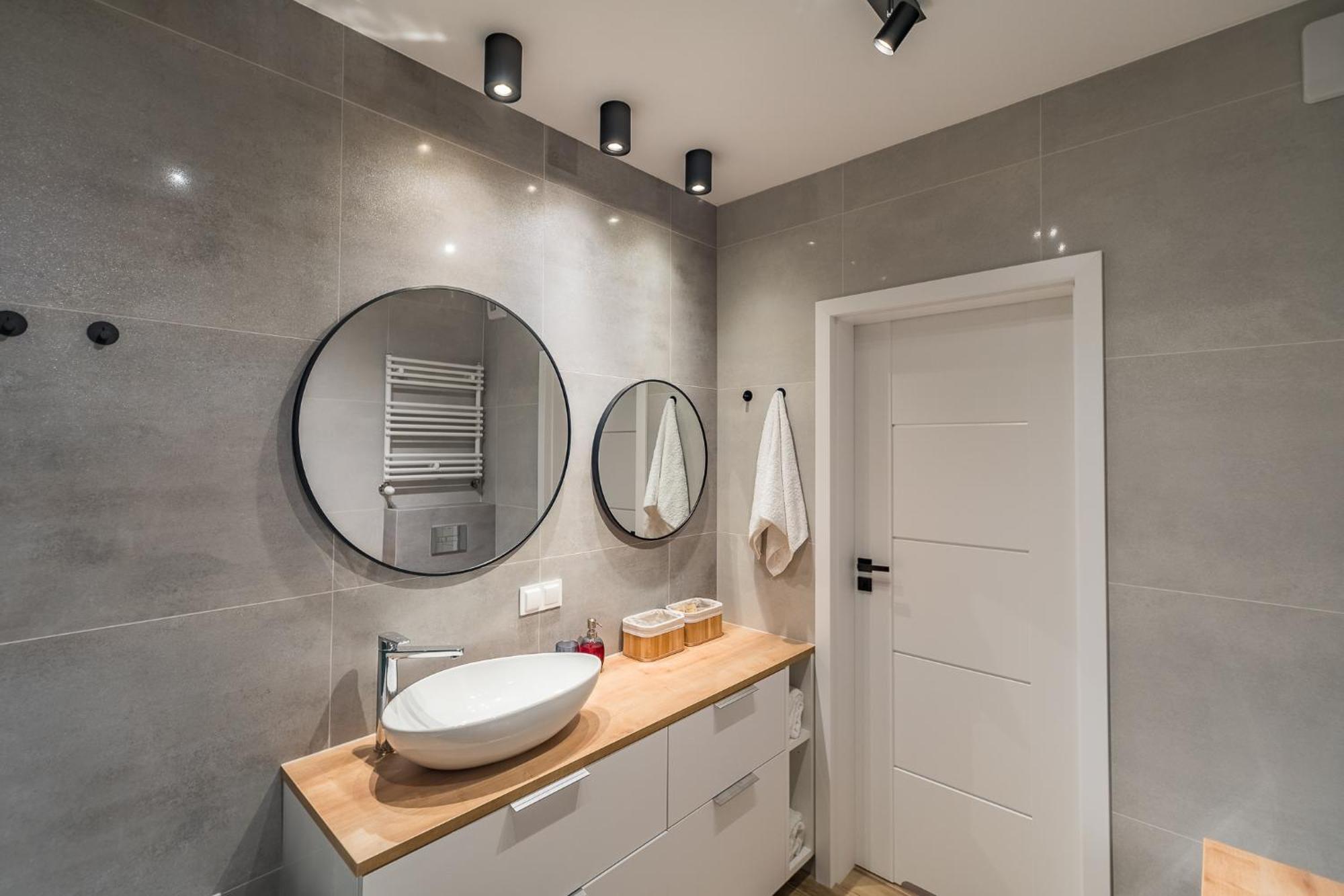 Apartment Bagry - Parking, Balcony, Workspace - By Rentujemy Krakow